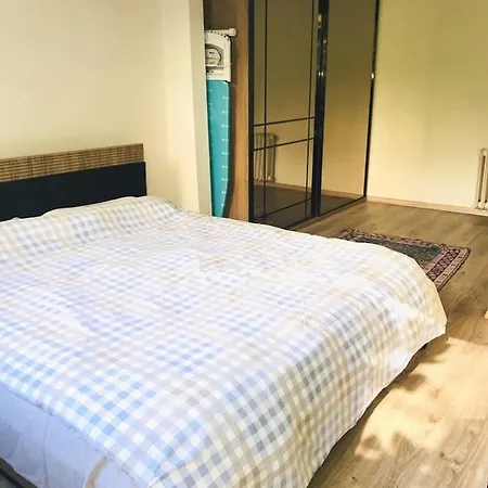 Loop With Attractions, In Tesvikiye, 80m2, 1+1 Appartement Istanboel