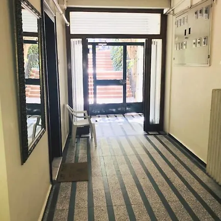 Appartement Loop With Attractions, In Tesvikiye, 80m2, 1+1 *