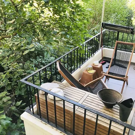 Loop With Attractions, In Tesvikiye, 80m2, 1+1 Lejlighed Istanbul